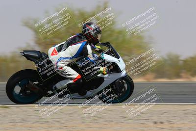 media/Mar-28-2022-Superbike Trackdays (Mon) [[b8603d0f67]]/Open Track Time/Turn 3 Inside/